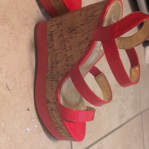 Lauren Ralph Lauren Red Platform Sandals - Picture 5 of 5